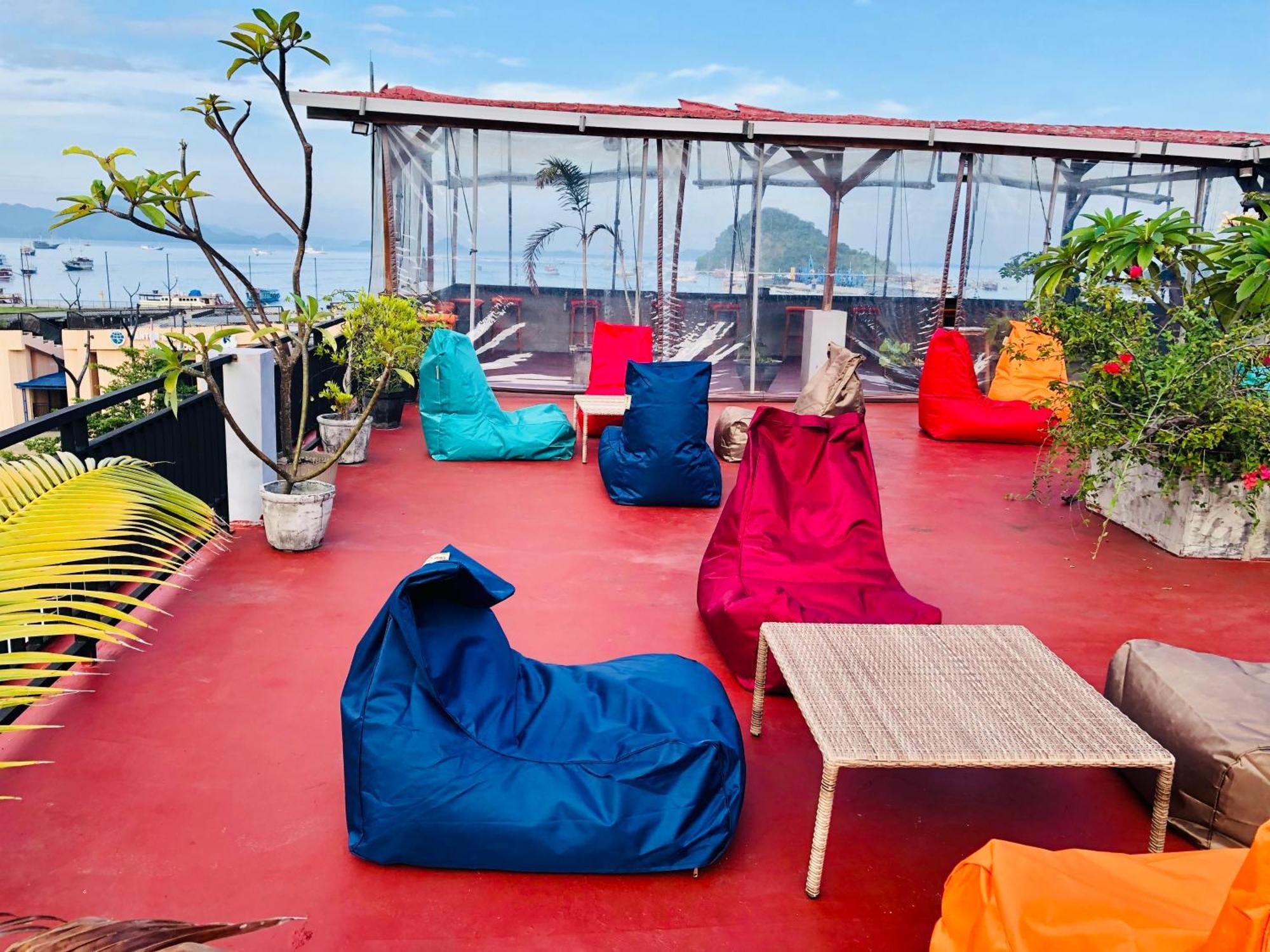Blue Ocean Hotel لابوان باجو المظهر الخارجي الصورة